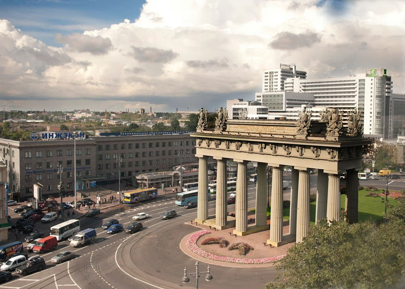 Московские триумфальные ворота